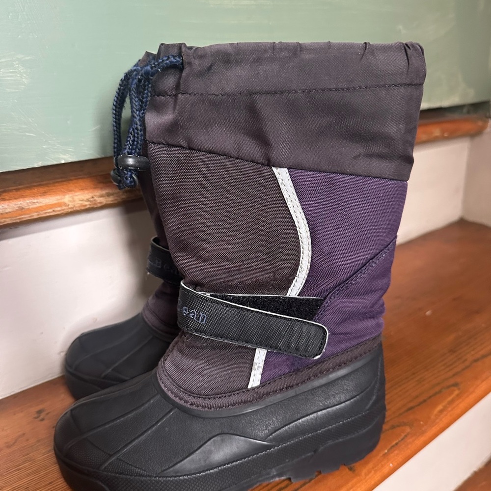 L.L. Bean Kids' Northwoods Boots - Black and Navy - Picture 3 of 6